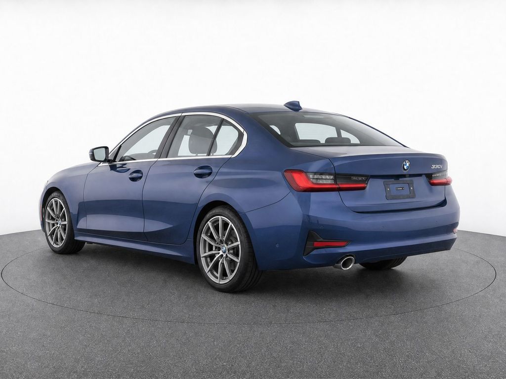 Thumbnail: 2026 BMW 3 Series - 32