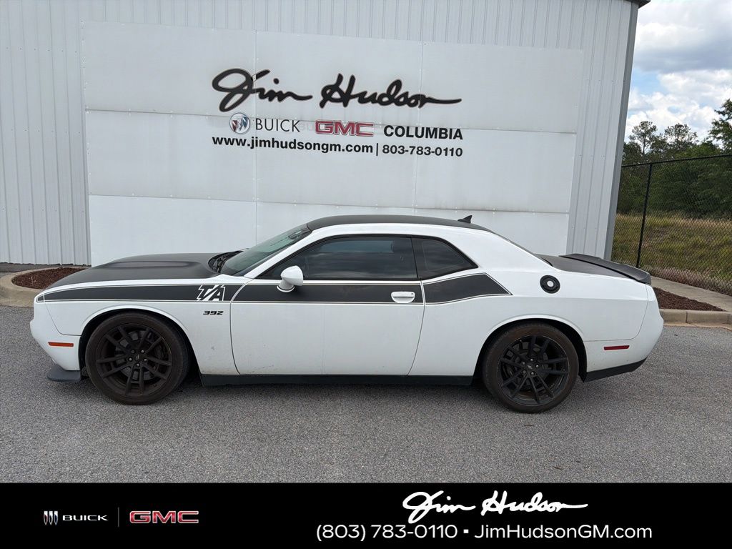 White 2018 Dodge Challenger R/T Scat Pack RWD Coupe Rear-Wheel Drive 8-Speed Automatic