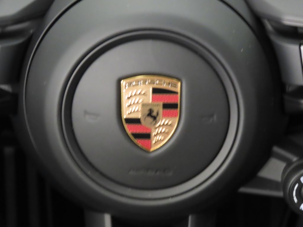 Thumbnail: 2026 Porsche 911 - 22