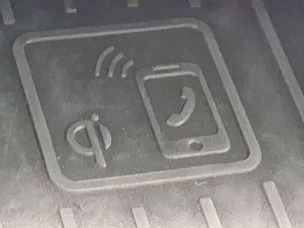 Thumbnail: 2020 Audi Q3 - 26