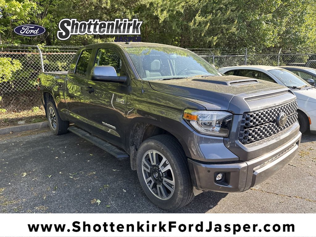 Magnetic Gray Metallic 2018 Toyota Tundra SR5 Double Cab 5.7L FFV 4WD Pickup Truck Four-Wheel Drive 6-Speed Automatic Overdrive