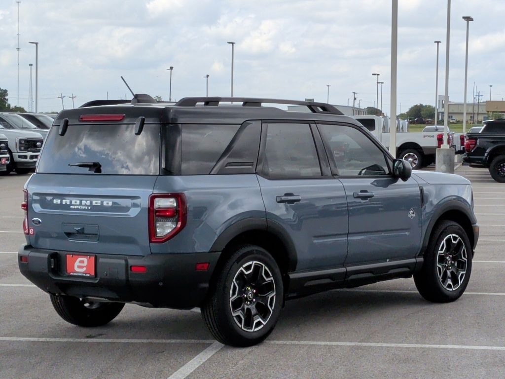 2025 Ford Bronco Sport Outer Banks - 7