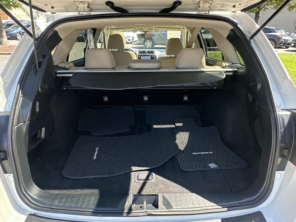 Thumbnail: 2019 Subaru Outback - 13