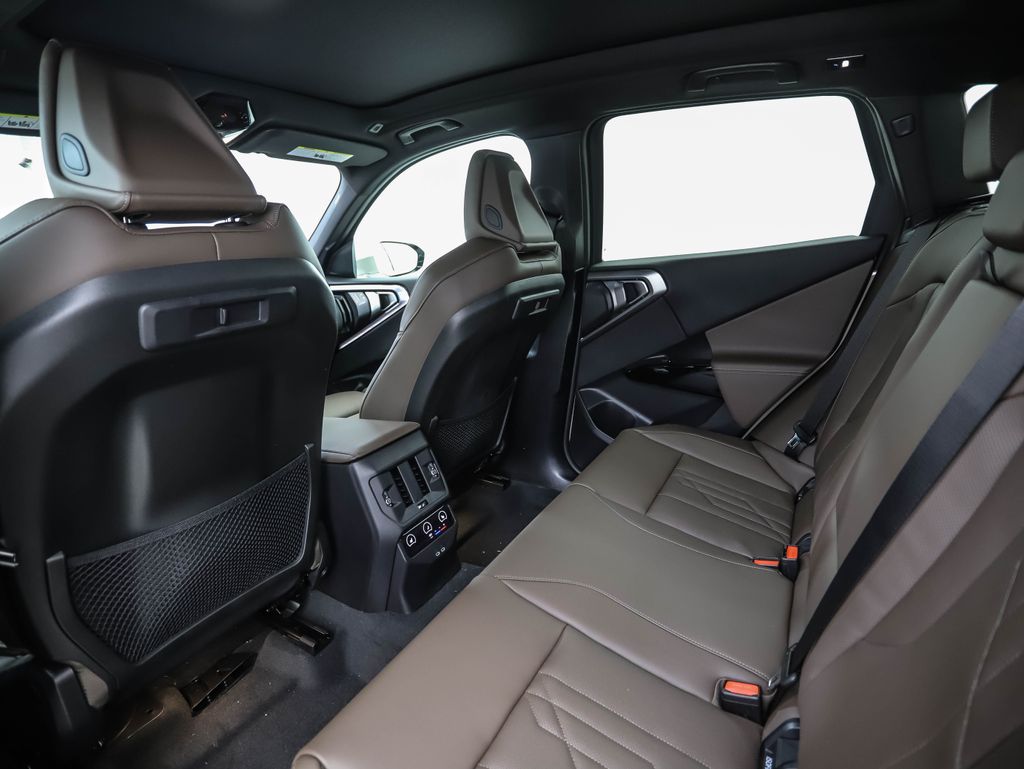 Thumbnail: 2026 BMW X3 - 21