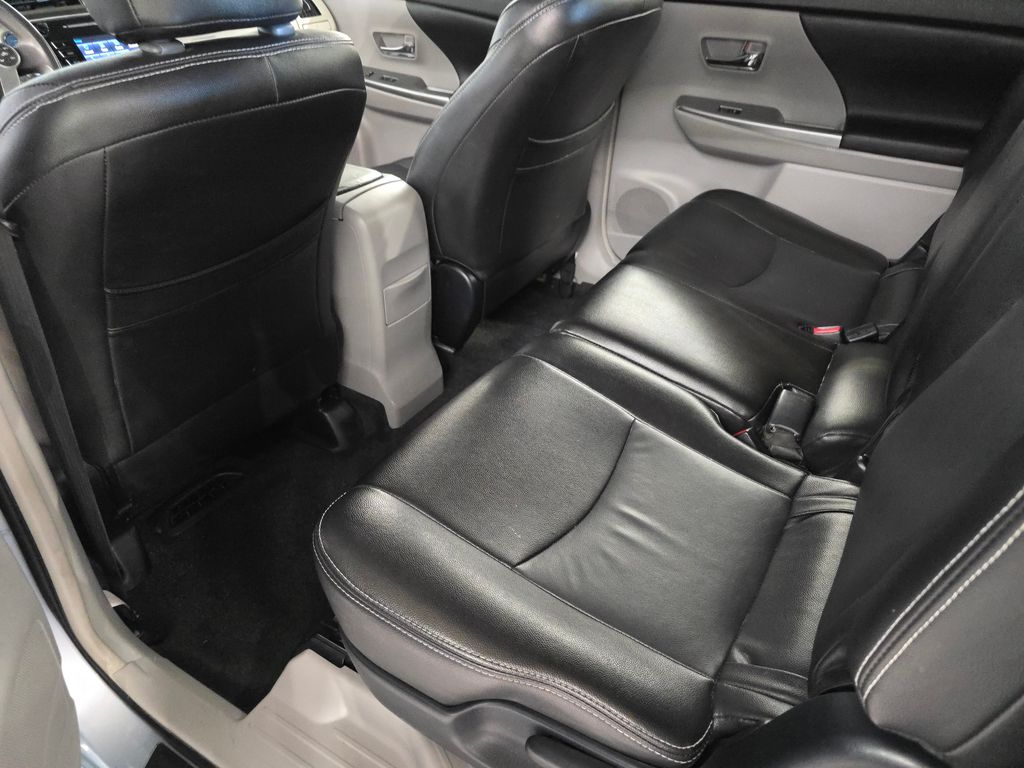 2015 Toyota Prius V Two photo 13