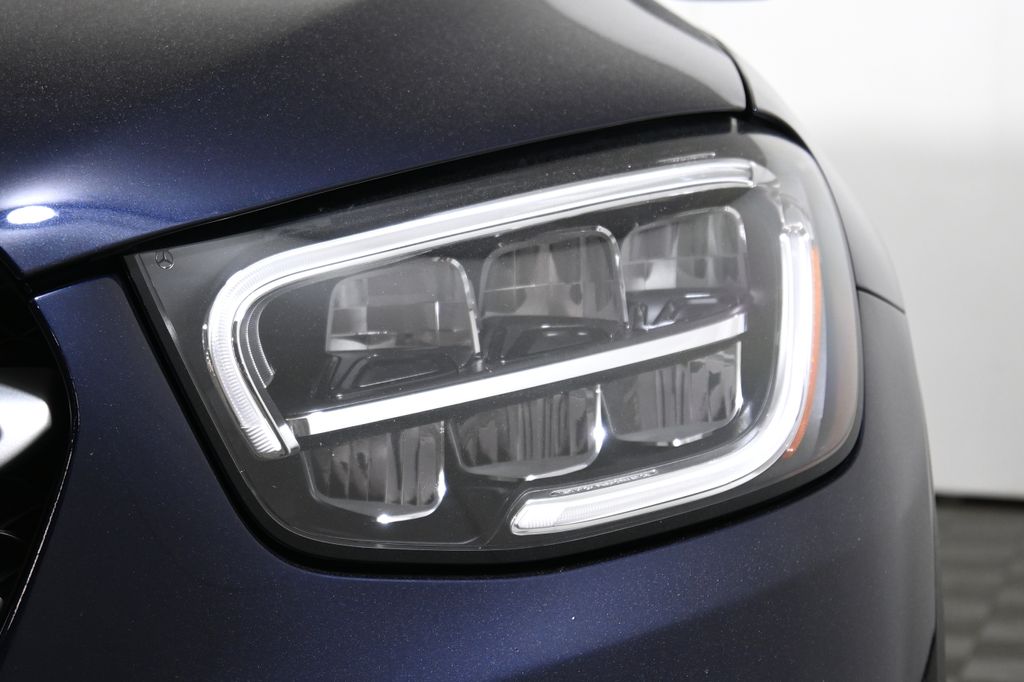 Thumbnail: 2021 Mercedes-Benz GLC - 11