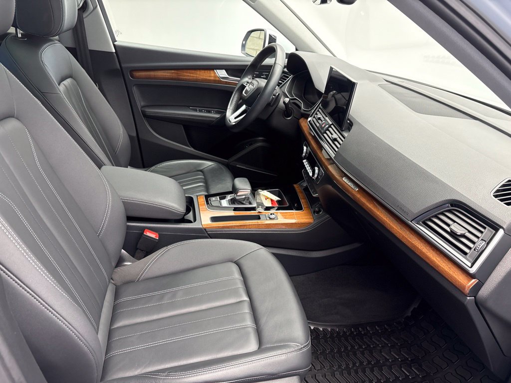 Thumbnail: 2023 Audi Q5 - 28
