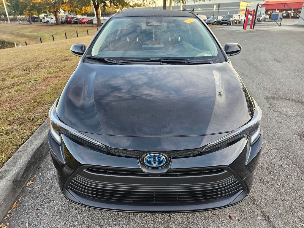 2024 Toyota Corolla LE 8