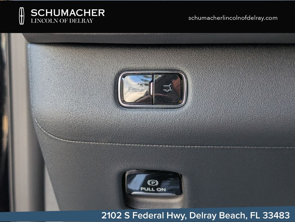 new 2026 Lincoln Navigator L car, priced at $111,390
