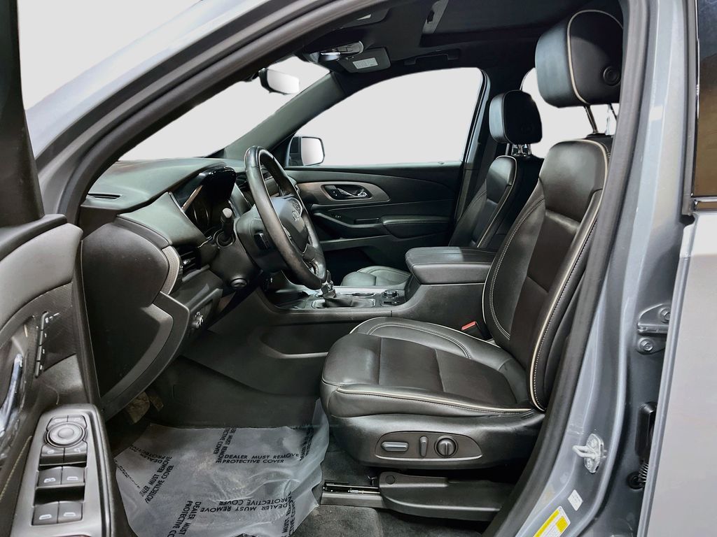 Used 2023 Sterling Gray Metallic Chevrolet Premier image 22