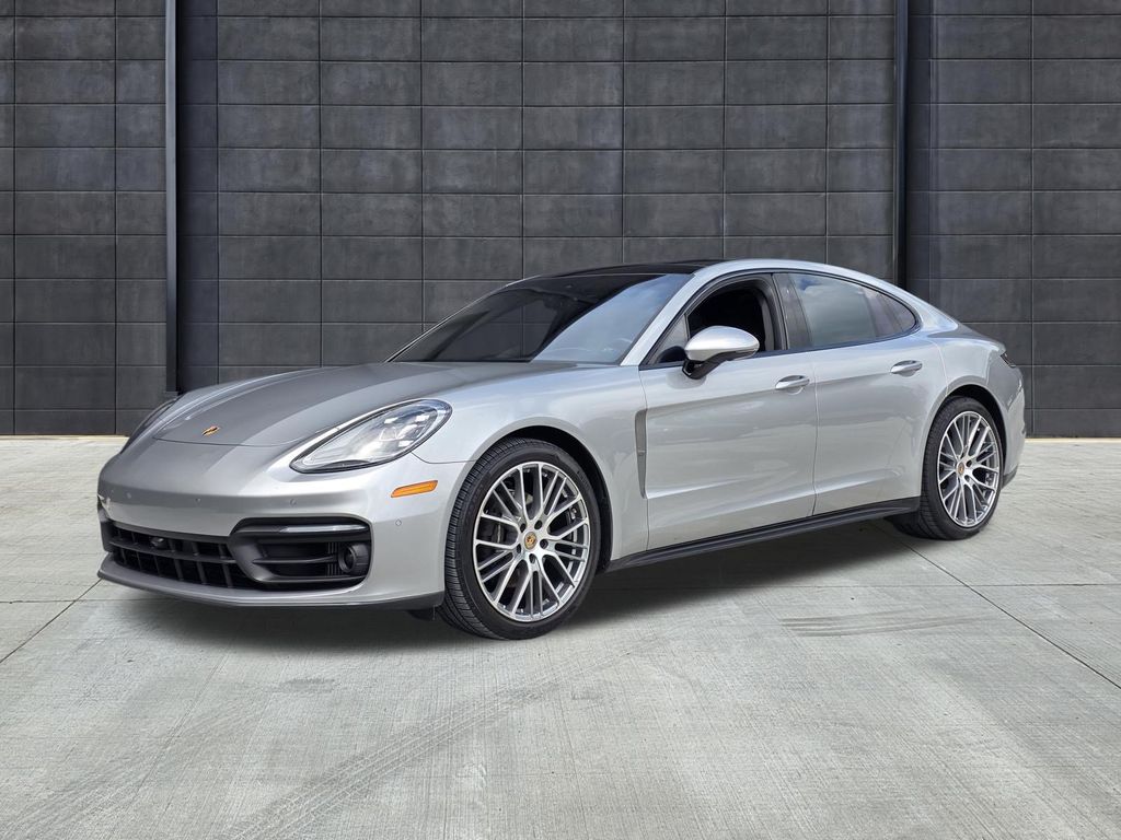  2023 Porsche Panamera 4 Platinum Edition AWD   