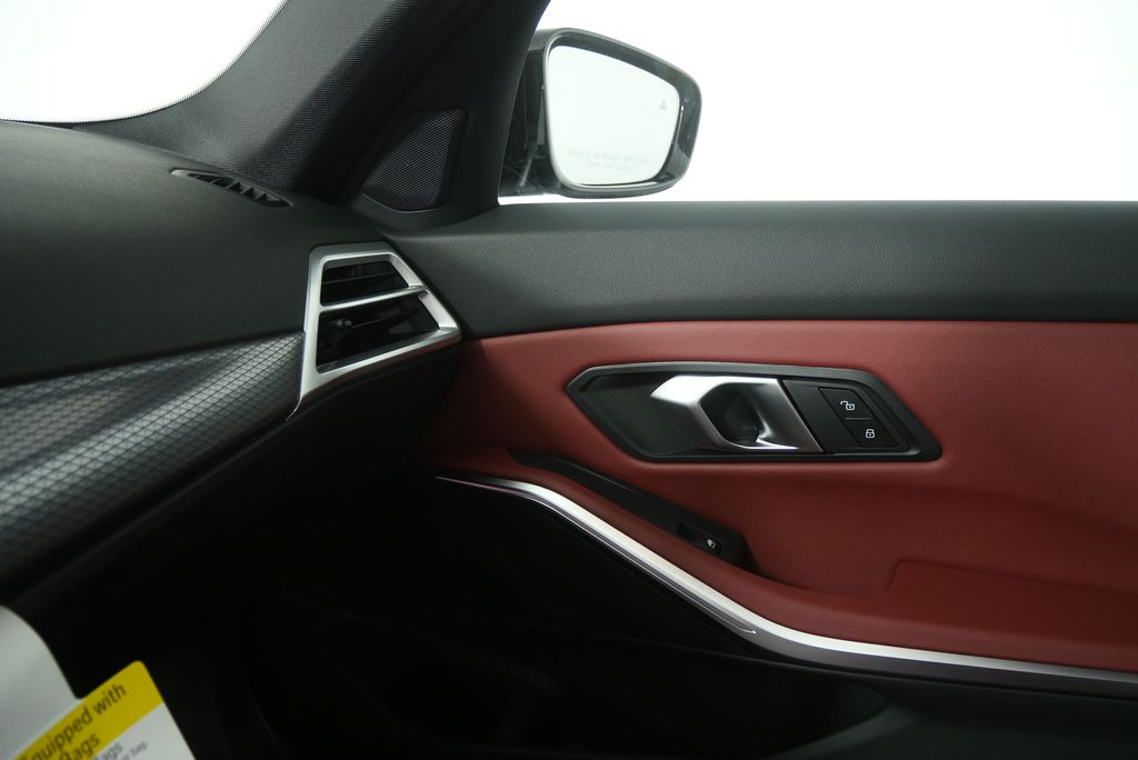 Thumbnail: 2026 BMW 3 Series - 23