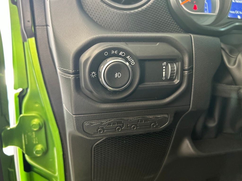 Used 2026 Green Jeep Rubicon image 44