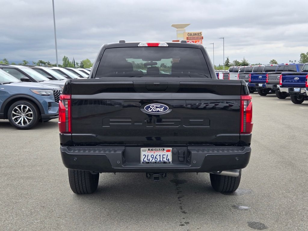 View vehicle photo 5