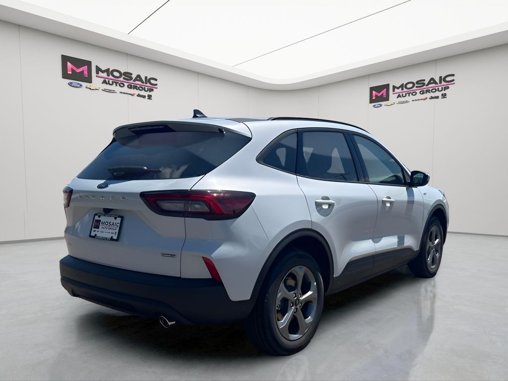 2025 Ford Escape Hybrid