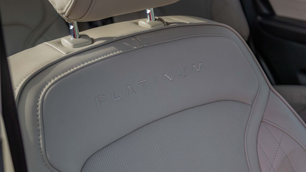 Used 2016 Ford Explorer Platinum 4D Sport Utility