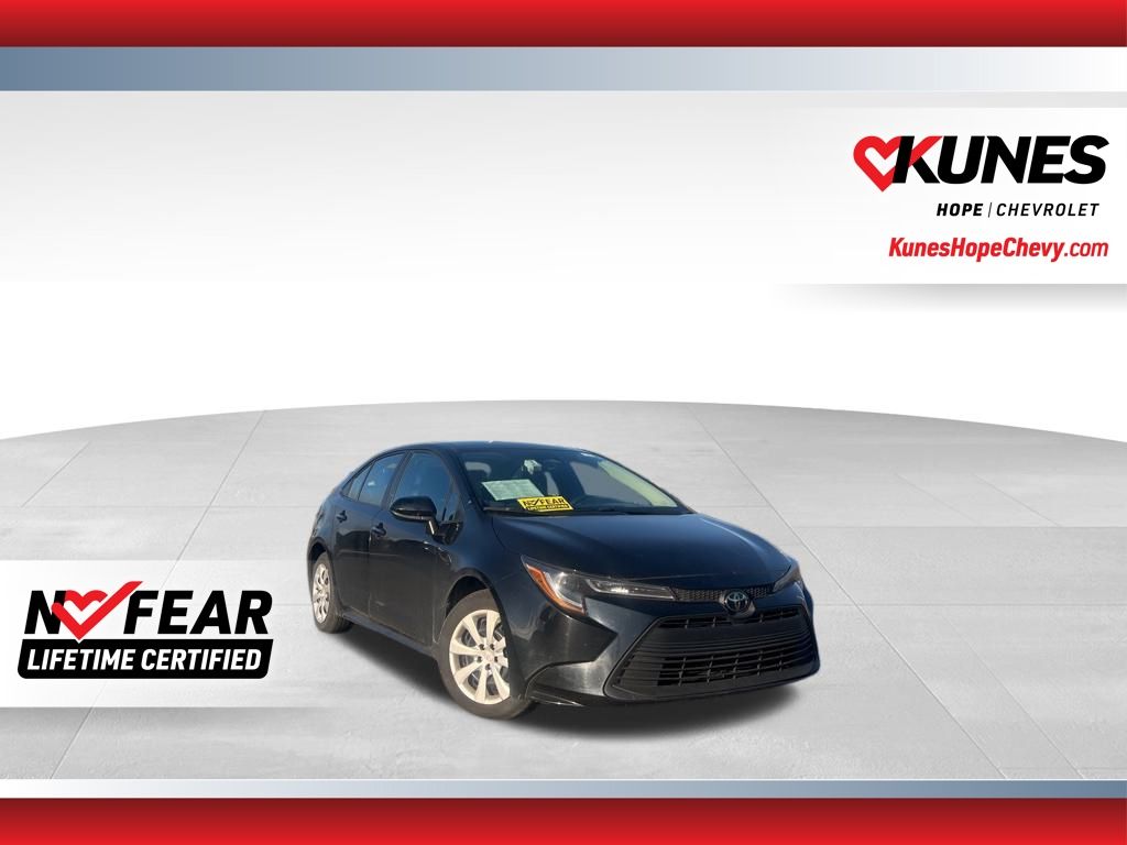 2025 Toyota Corolla LE FWD