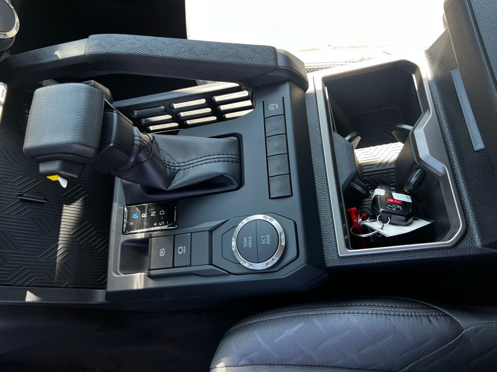2025 Toyota Tacoma SR5 Double Cab photo 25