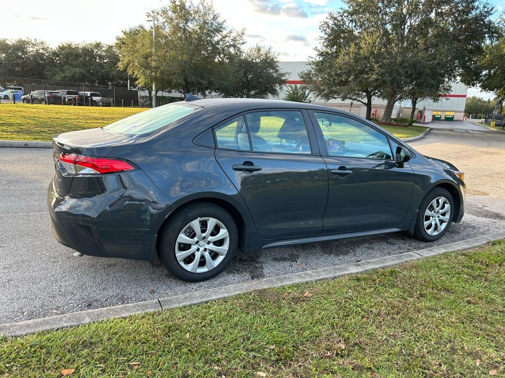 Thumbnail: 2025 Toyota Corolla - 5