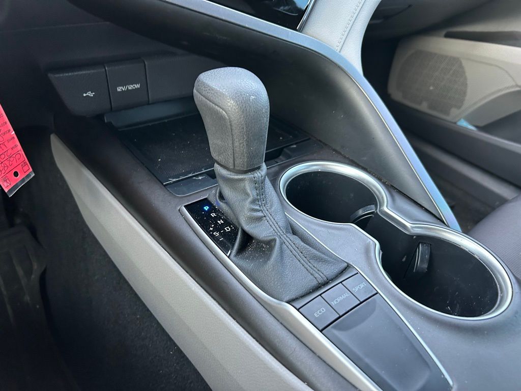Thumbnail: 2023 Toyota Camry - 27