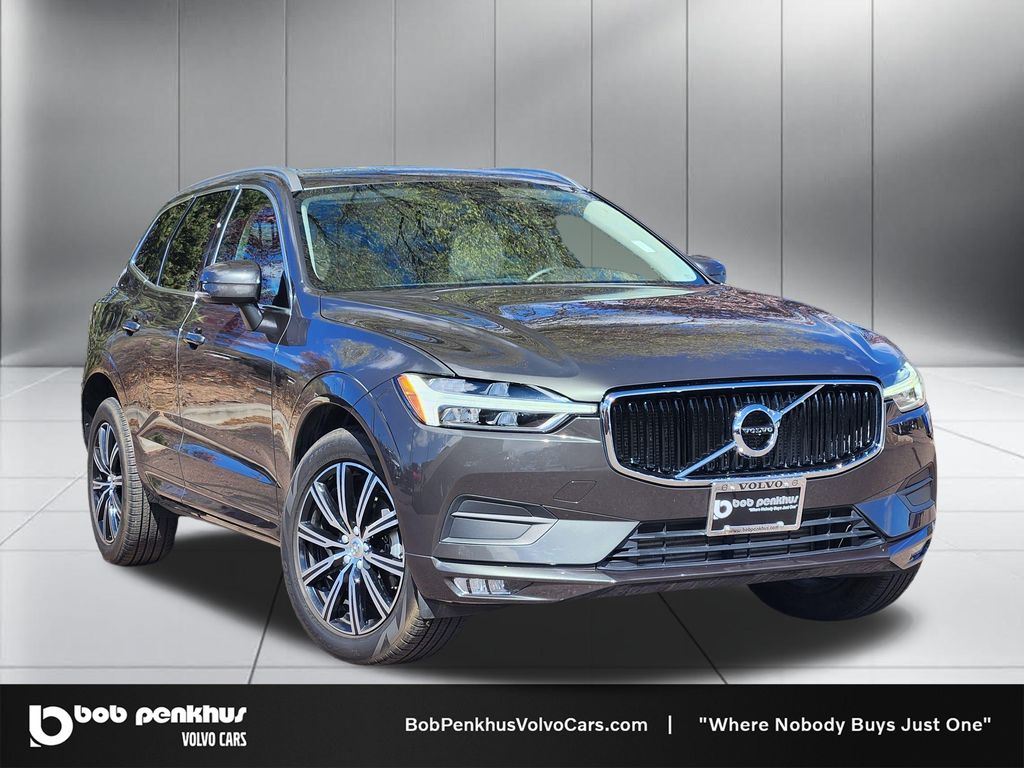 2021 Volvo XC60 T5 Momentum