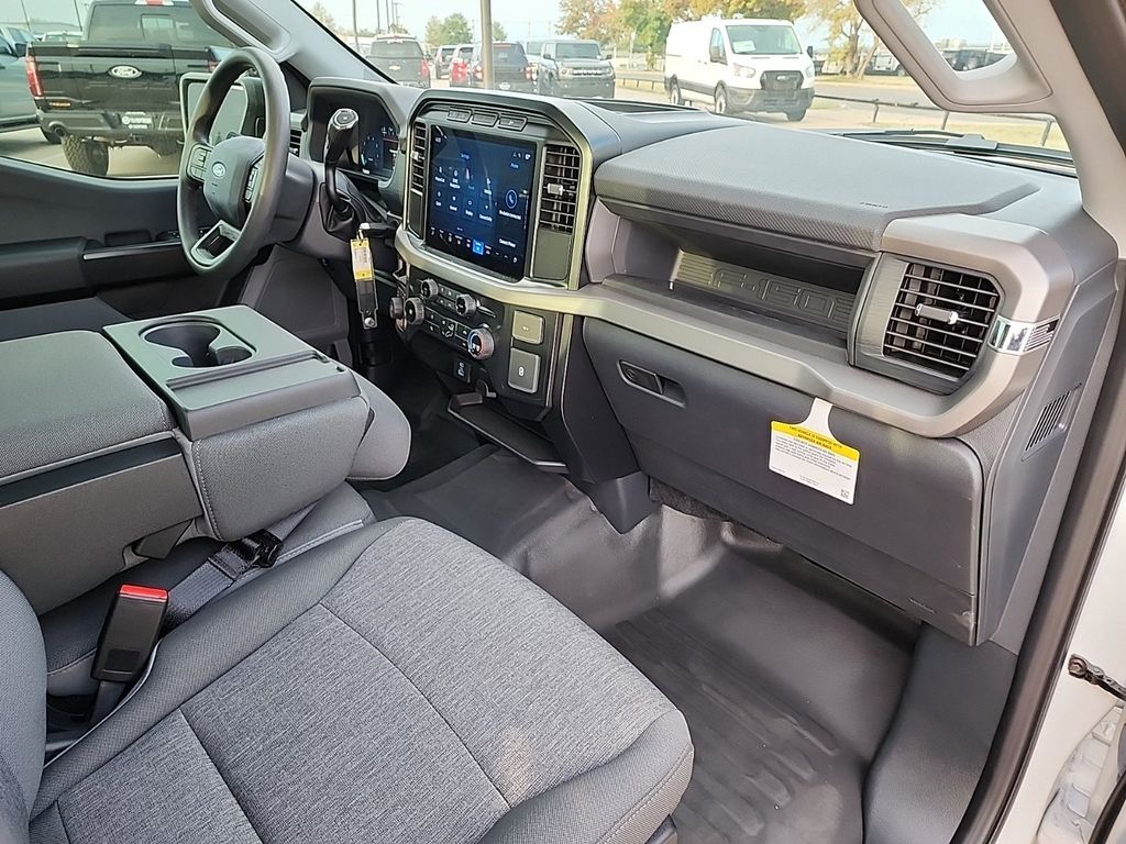 2024 Ford F-150 XL photo