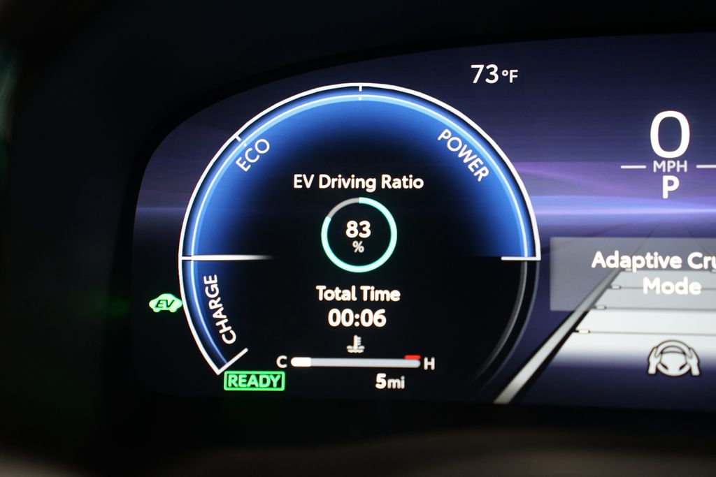 2025 Toyota Camry XLE 16