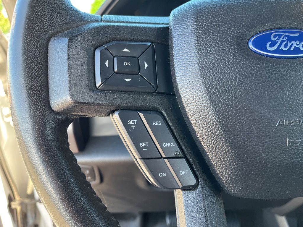 2019 Ford F-150 XLT 17