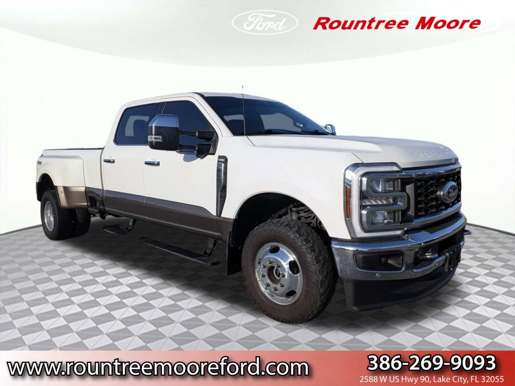 White Metallic 2024 Ford F-350 Super Duty Pickup Truck Four-Wheel Drive Automatic
