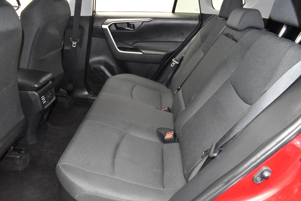 Thumbnail: 2025 Toyota RAV4 - 29