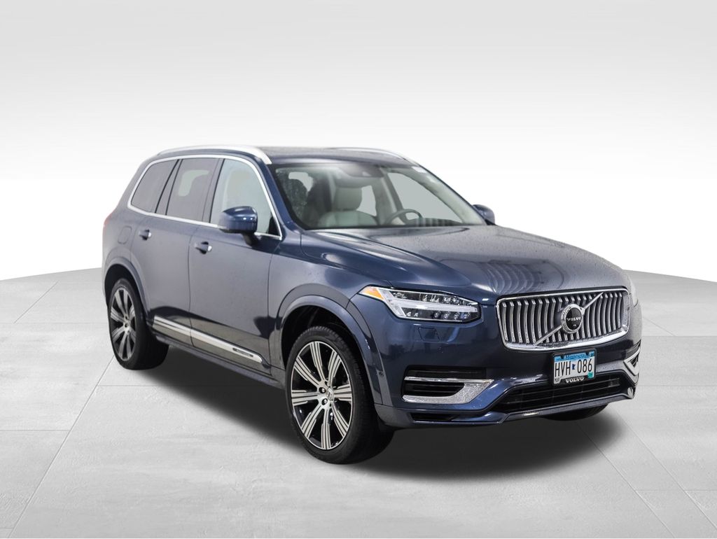 2022 Volvo XC90 T8 Inscription 7