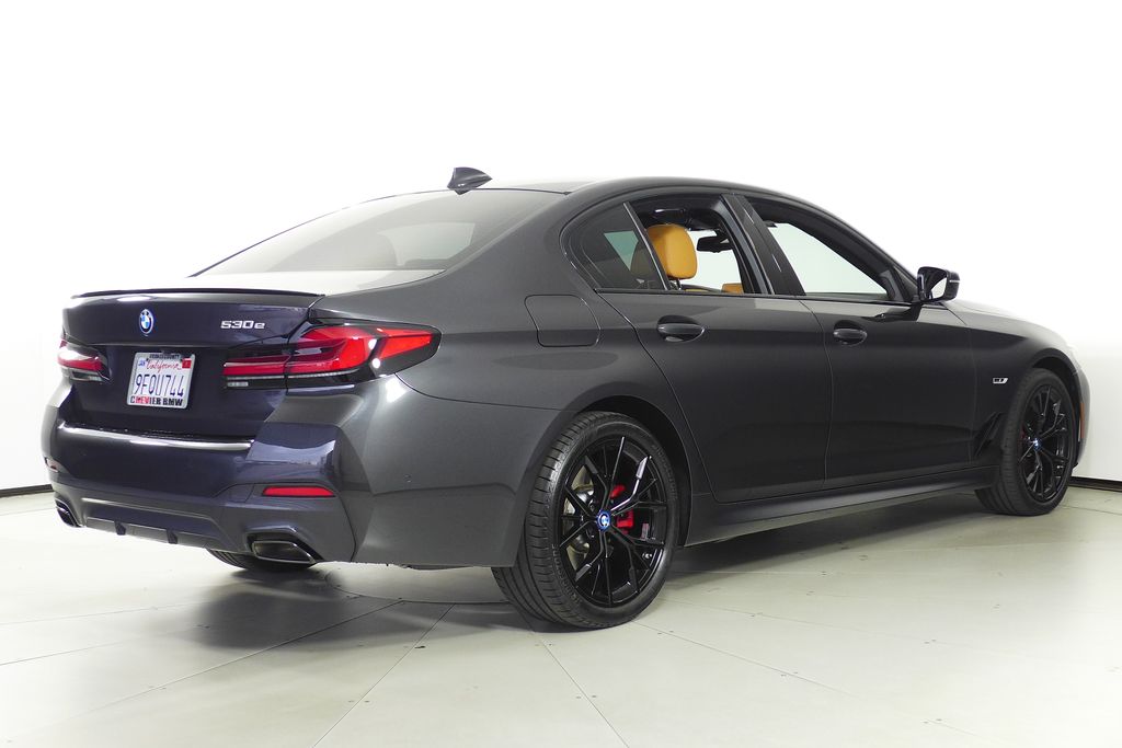 Thumbnail: 2023 BMW 5 Series - 7