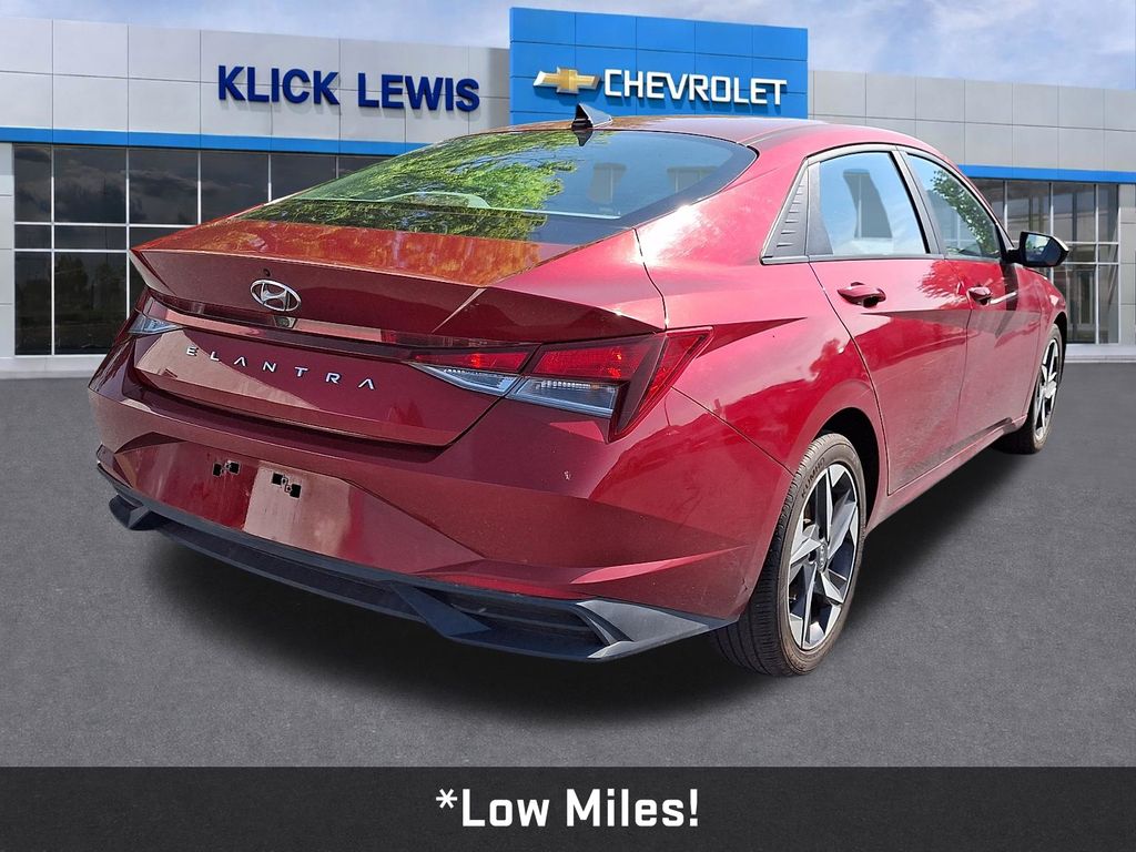 2023 Hyundai Elantra SEL Red at Bob Ruth Ford