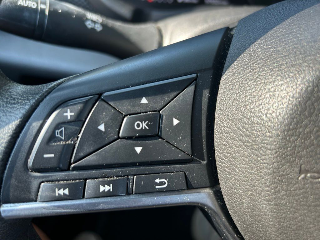 Thumbnail: 2021 Nissan Kicks - 23