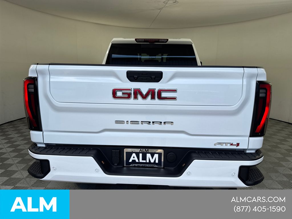 Used 2025 White GMC AT4 image 9