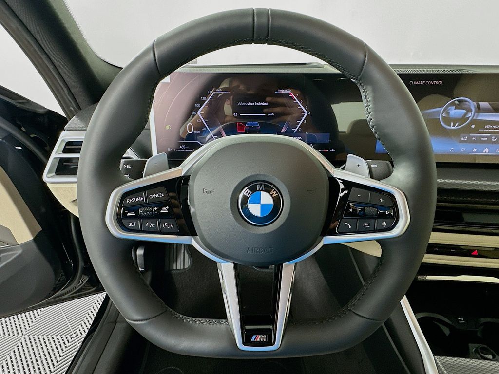 Thumbnail: 2026 BMW 3 Series - 10