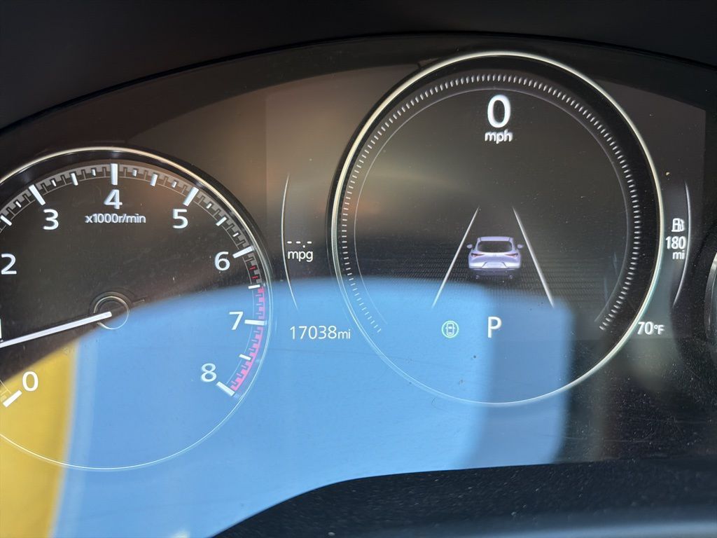 Certified Used 2025 White Mazda 2.5 S image 9