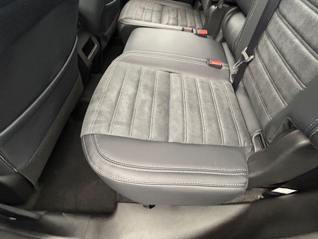 New 2026 Graphite Gray Mitsubishi SE image 31