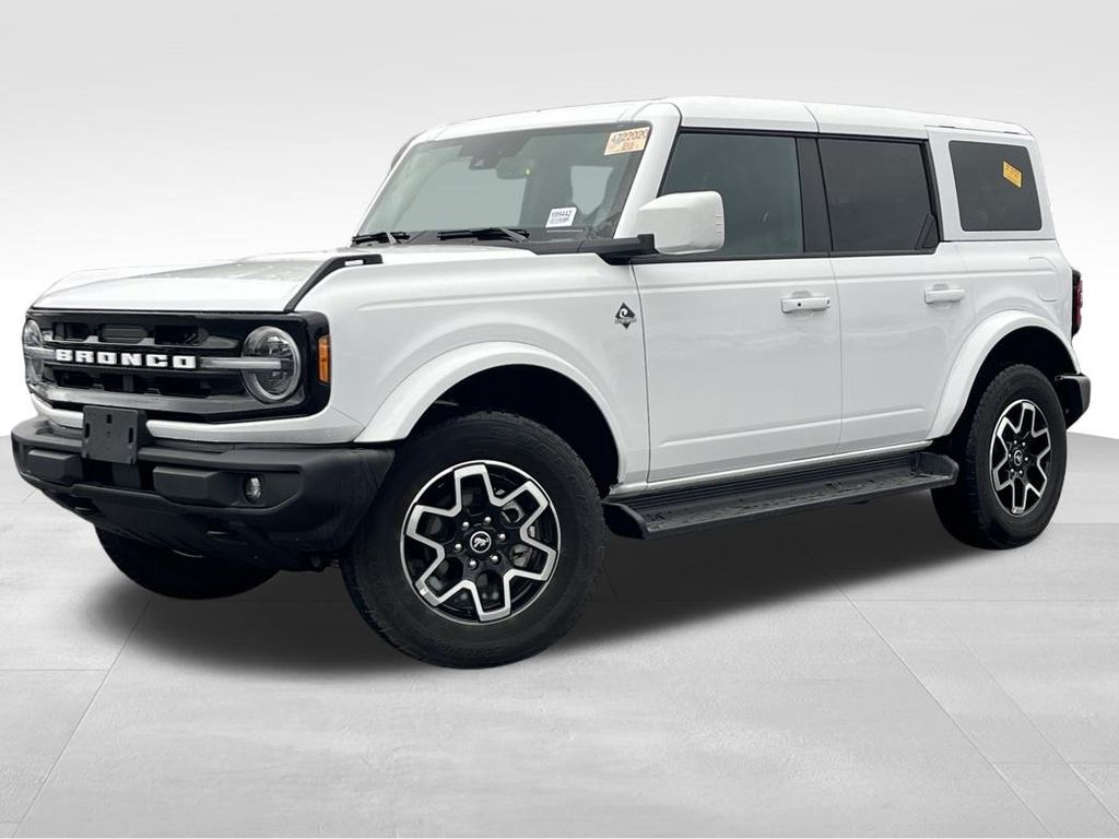 2025 Ford Bronco Outer Banks