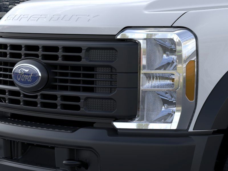 2025 Ford F-550SD XL