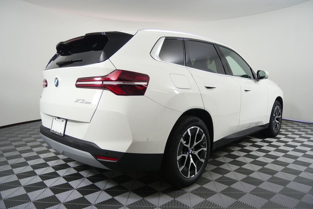 Thumbnail: 2026 BMW X3 - 3