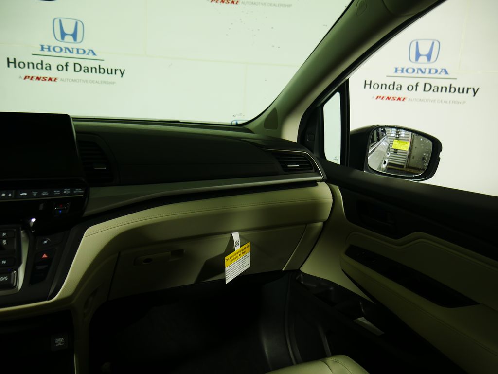 Thumbnail: 2026 Honda Odyssey - 12