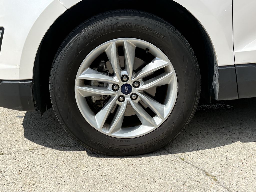 2017 Ford Edge SEL White at Community Honda
