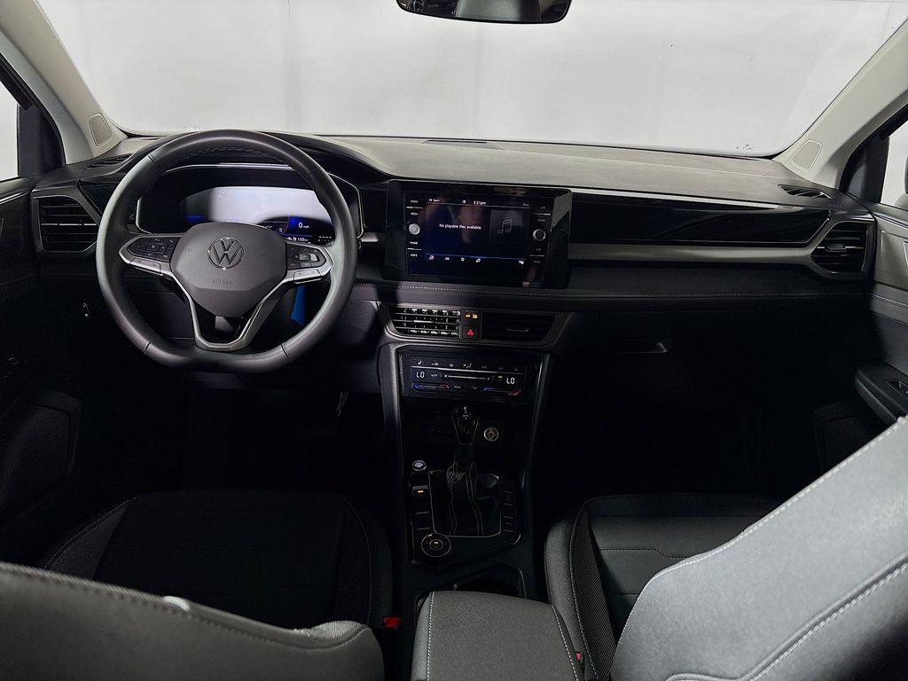 2025 Volkswagen Taos 1.5T SE Black