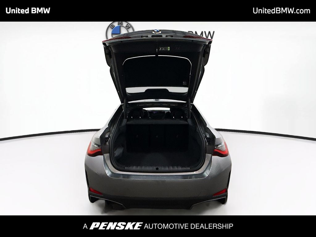 Thumbnail: 2026 BMW i4 - 14