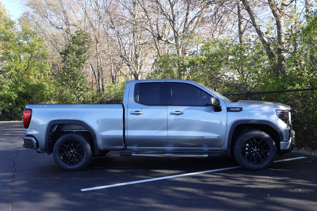 Thumbnail: 2023 GMC Sierra 1500 - 9