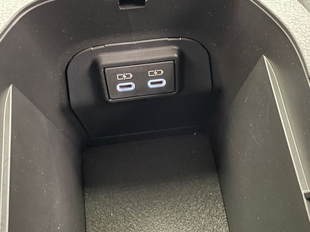 2024 Toyota RAV4 XLE 30