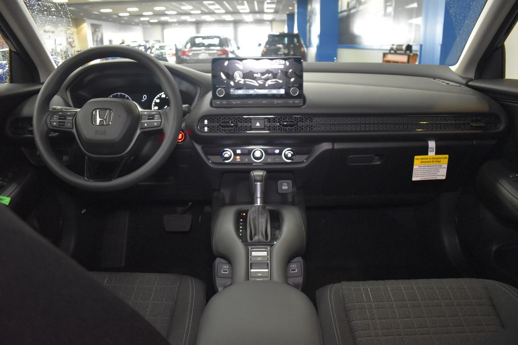 2025 Honda HR-V LX 10