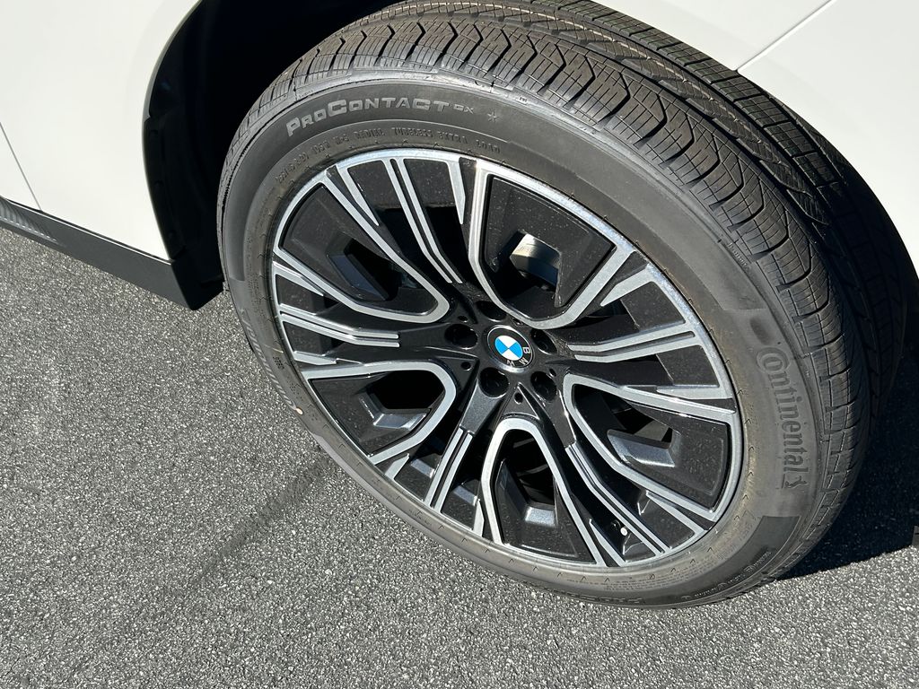 Thumbnail: 2026 BMW X3 - 3