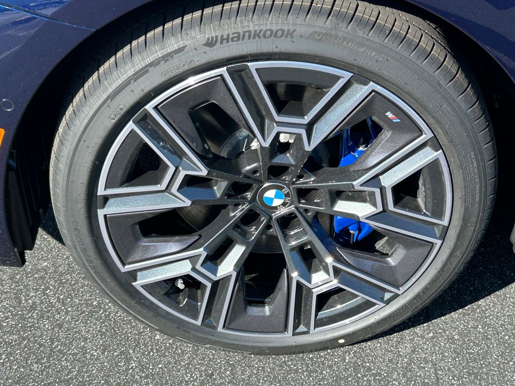 Thumbnail: 2026 BMW 5 Series - 9